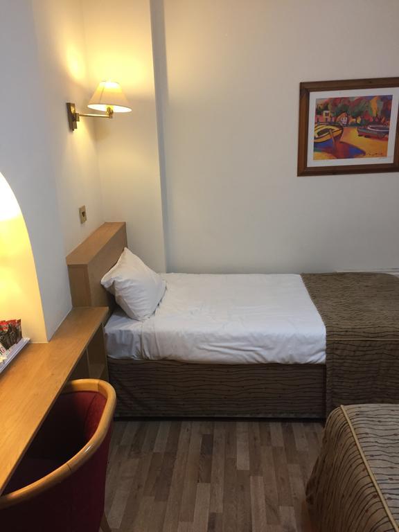 Crescent Hotel Ρίντινγκ Εξωτερικό φωτογραφία